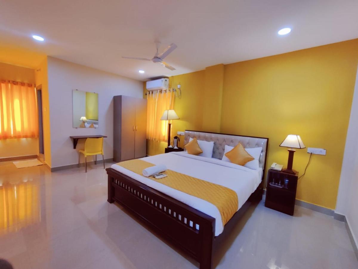 Hotel Prime Classic Shamshabad Bagian luar foto