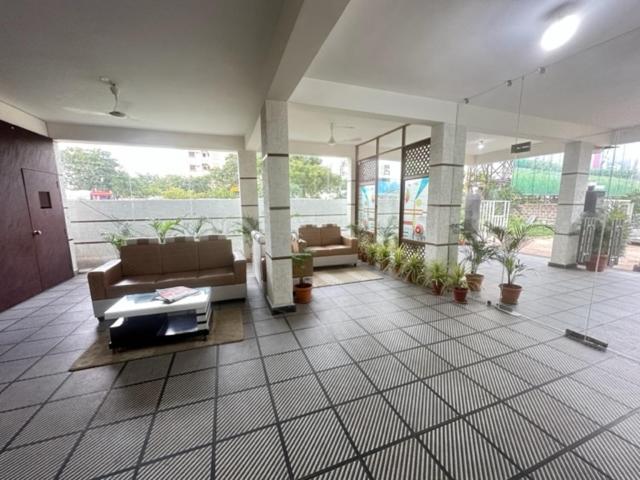 Hotel Prime Classic Shamshabad Bagian luar foto