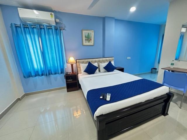 Hotel Prime Classic Shamshabad Bagian luar foto